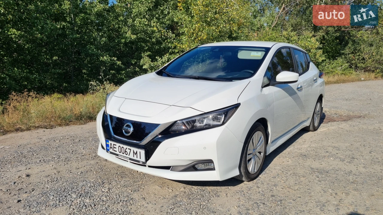 2022 Nissan Leaf - мініатюра 5