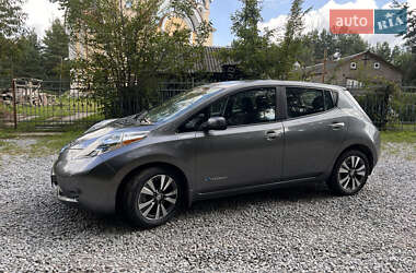 Nissan Leaf  2014