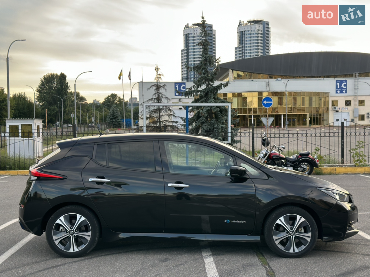 2019 Nissan Leaf - мініатюра 3
