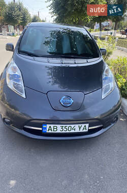 Nissan Leaf  2013