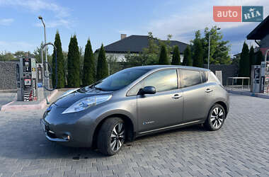 Nissan Leaf  2017