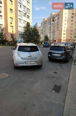 Nissan Leaf 2012