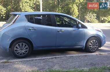 Nissan Leaf 2014
