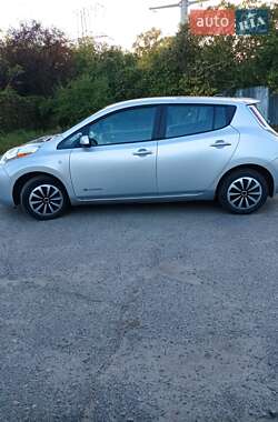 Nissan Leaf  2013