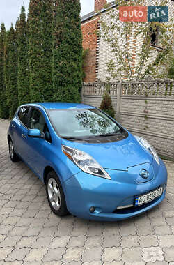 Nissan Leaf  2013