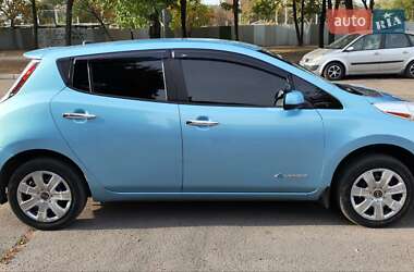 Nissan Leaf  2015