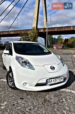 Nissan Leaf  2015