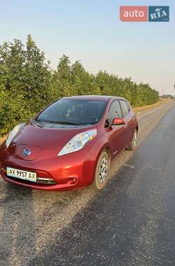 Nissan Leaf  2013
