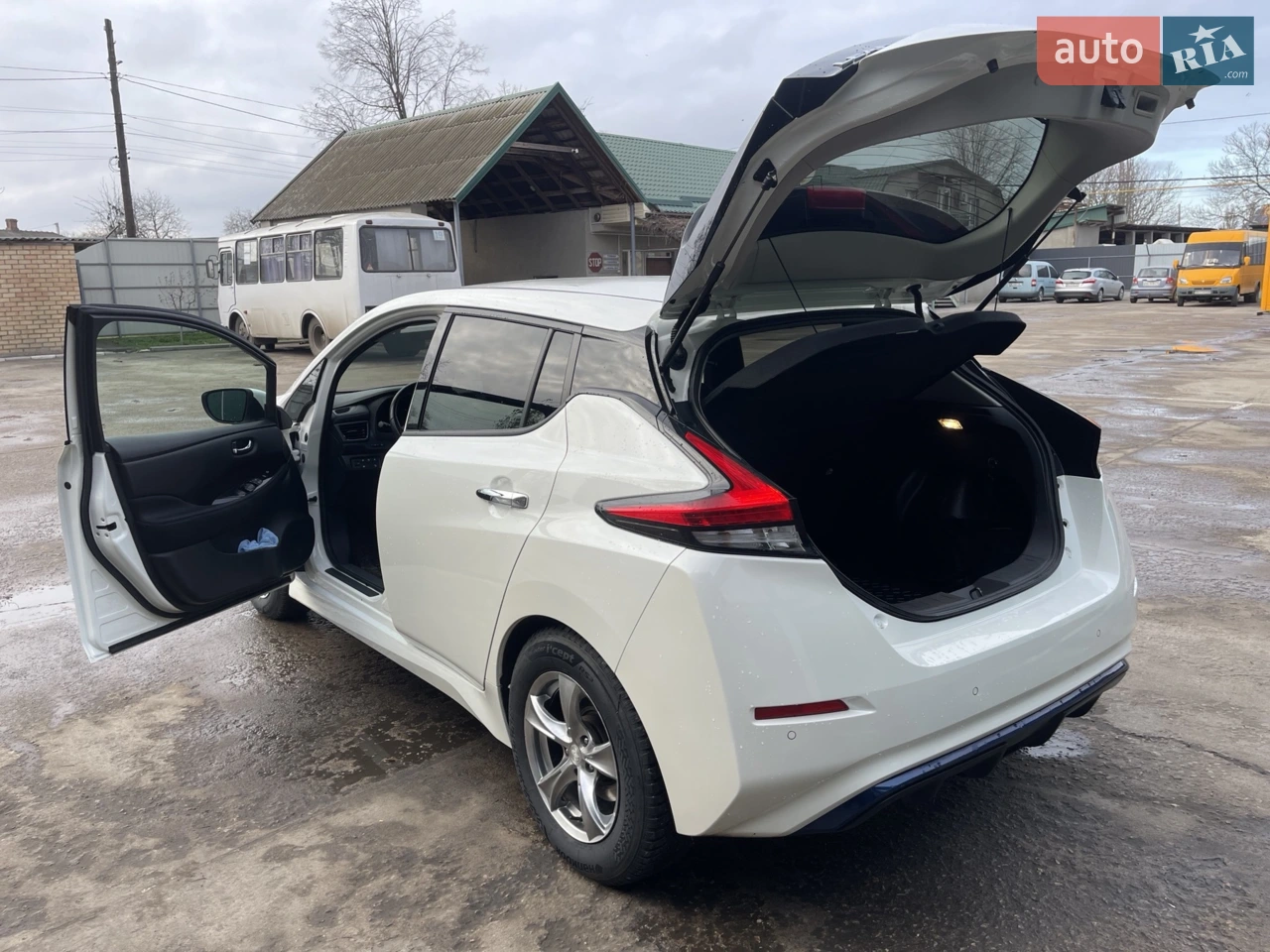 2021 Nissan Leaf - мініатюра 2