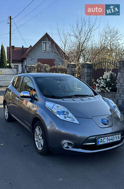 Nissan Leaf  2013