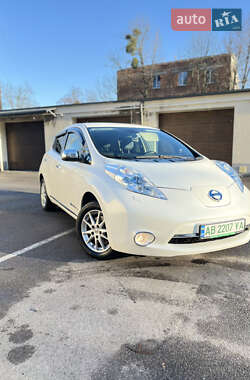 Nissan Leaf  2014