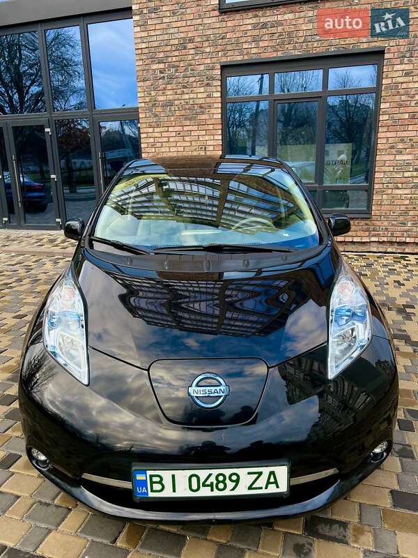 Nissan Leaf 2012 року в Полтаві