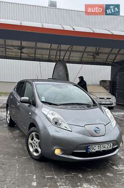 Nissan Leaf  2014