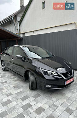 Nissan Leaf  2020