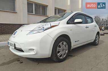 Nissan Leaf  2014