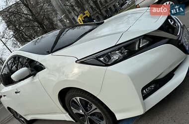 Nissan Leaf  2022