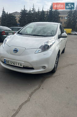 Nissan Leaf  2017