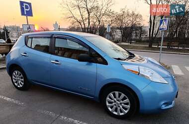 Nissan Leaf  2014