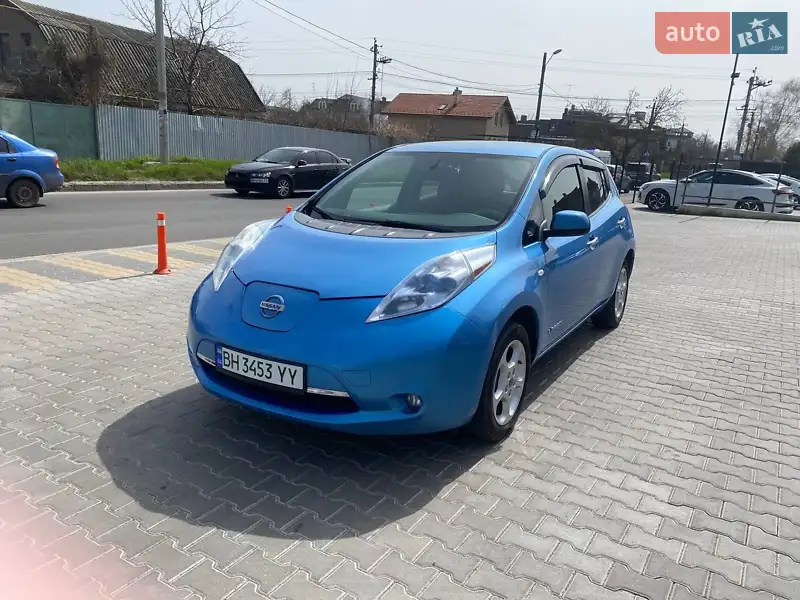 Nissan Leaf 2011