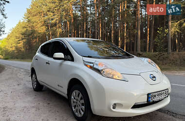 Nissan Leaf  2013