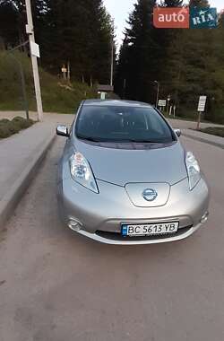 Nissan Leaf  2013
