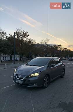Nissan Leaf  2018