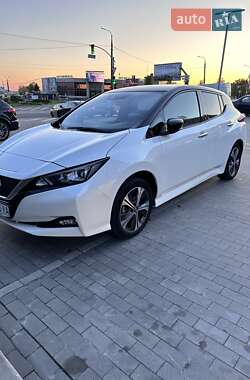 Nissan Leaf 2021
