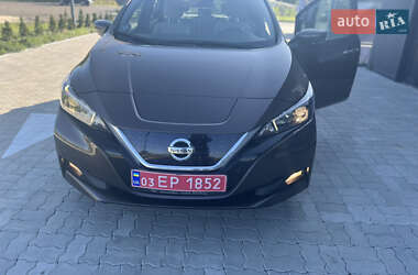 Nissan Leaf  2021