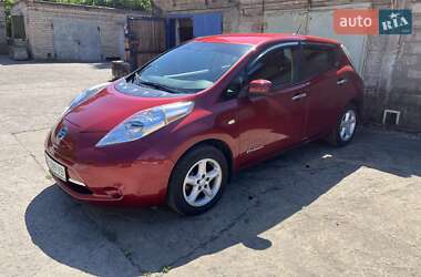 Nissan Leaf  2014