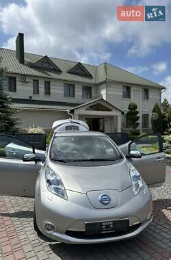 Nissan Leaf  2015