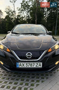 Nissan Leaf  2020