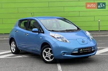 Nissan Leaf  2012