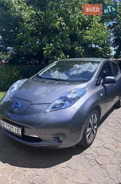 Nissan Leaf  2016