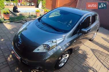 Nissan Leaf  2013