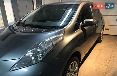 Nissan Leaf  2014