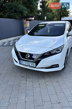 Nissan Leaf  2021