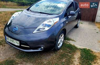 Nissan Leaf  2013