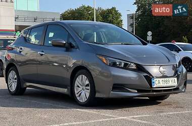 Nissan Leaf  2023