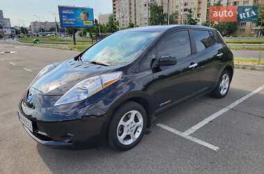 Nissan Leaf  2014