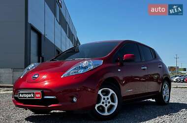 Nissan Leaf  2012
