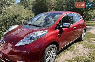 Nissan Leaf  2014