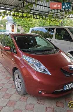 Nissan Leaf  2012
