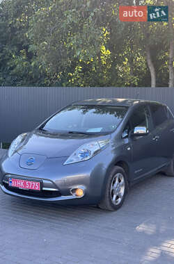 Nissan Leaf  2014
