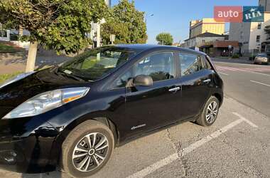 Nissan Leaf  2013