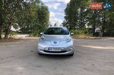 Nissan Leaf  2014