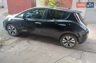 Nissan Leaf 2014
