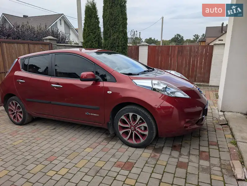 Nissan Leaf 2012