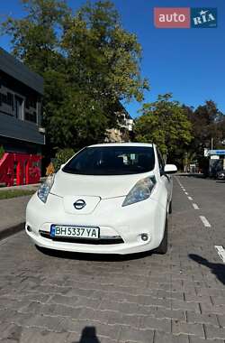 Nissan Leaf  2013
