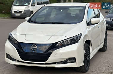 Nissan Leaf  2022