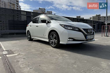 Nissan Leaf  2019